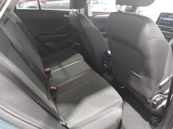 Used Volkswagen T-Roc 2024 for sale - 75424125: Photo 12