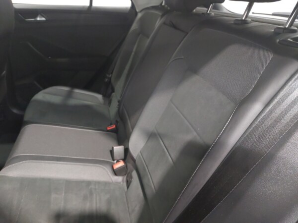 Used Volkswagen T-Roc 2024 for sale - 75424125: Photo 6