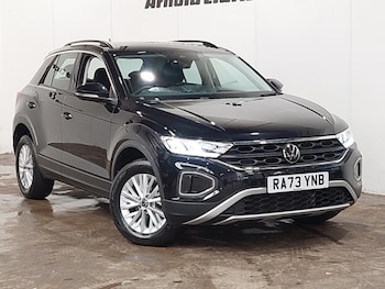 Used Volkswagen T-Roc 2024 for sale - 78928802: Photo