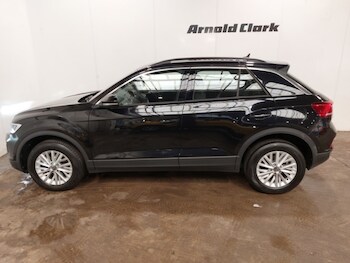 Used Volkswagen T-Roc 2024 for sale - 78928802: Photo
