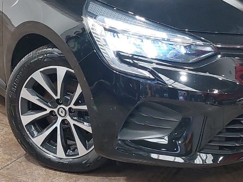 Used Renault Clio 2022 for sale - 76970539: Photo 9