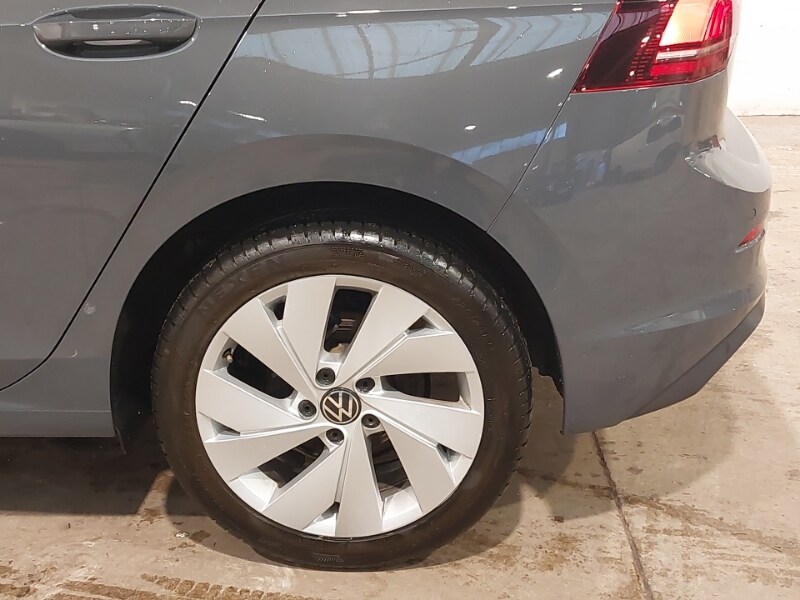 Used Volkswagen Golf 2024 for sale - 76970536: Photo 14