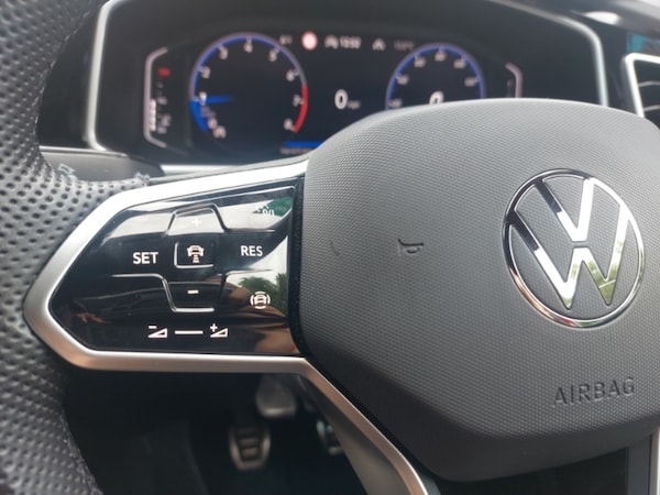 Used Volkswagen T-Roc 2022 for sale - 76321495: Photo 16