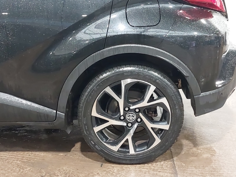 Used Toyota C-HR 2019 for sale - 76704786: Photo 14