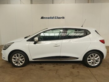 Used Renault Clio 2018 for sale - 78441599: Photo