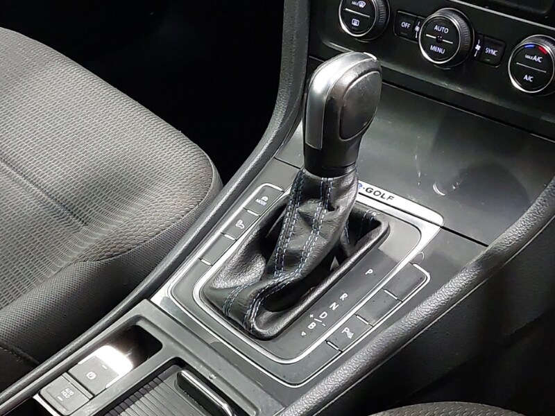 Used Volkswagen Golf 2021 for sale - 77874457: Photo 17