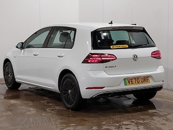 Used Volkswagen Golf 2021 for sale - 77874457: Photo