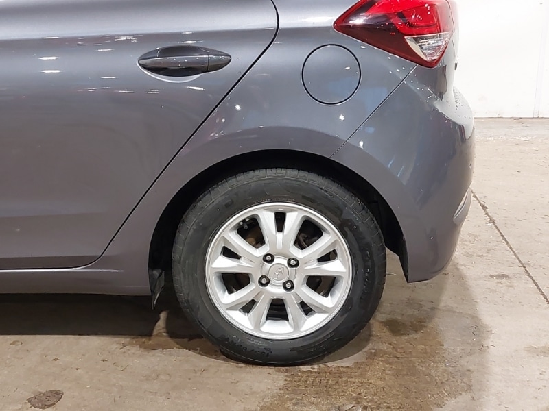 Used Hyundai i20 2017 for sale - 76924913: Photo 14