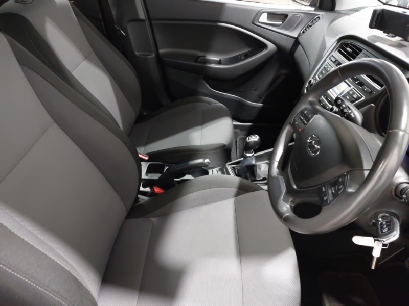 Used Hyundai i20 2017 for sale - 76924913: Photo 19