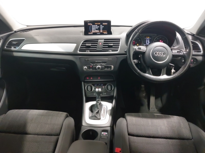 Used Audi Q3 2017 for sale - 76629357: Photo 2