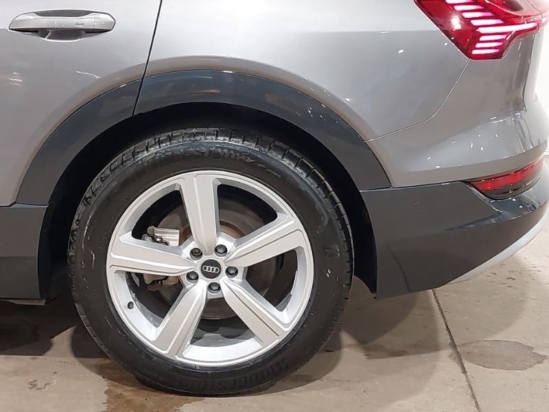 Used Audi e-tron 2021 for sale - 77982168: Photo 14