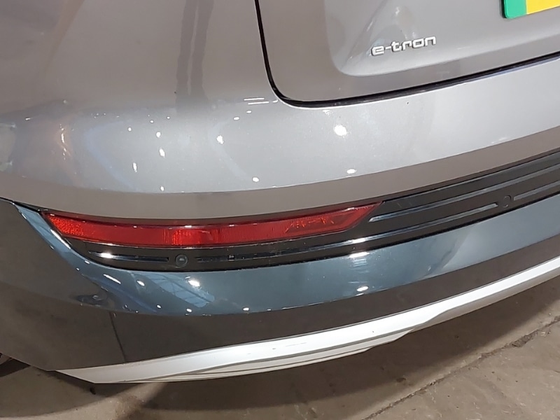 Used Audi e-tron 2021 for sale - 77982168: Photo 15