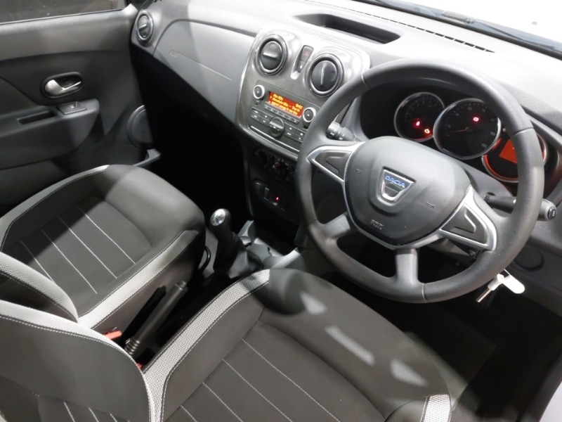 Used Dacia Sandero Stepway 2020 for sale - 77682593: Photo 16