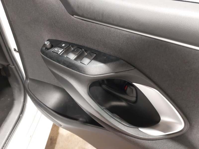 Used Mazda Mazda2 HYBRID 2024 for sale - 76879960: Photo 16