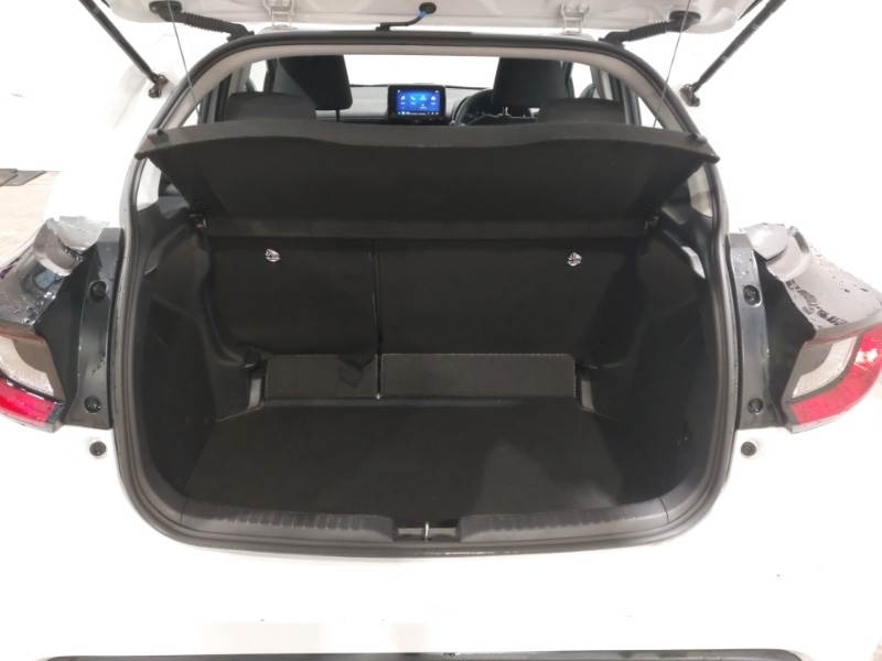 Used Mazda Mazda2 HYBRID 2024 for sale - 76879960: Photo 8