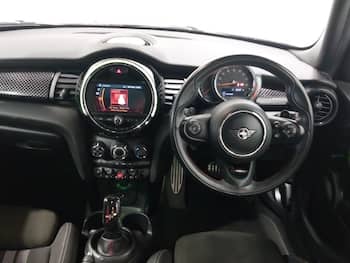 Used MINI Hatch 2019 for sale - 79654562: Photo