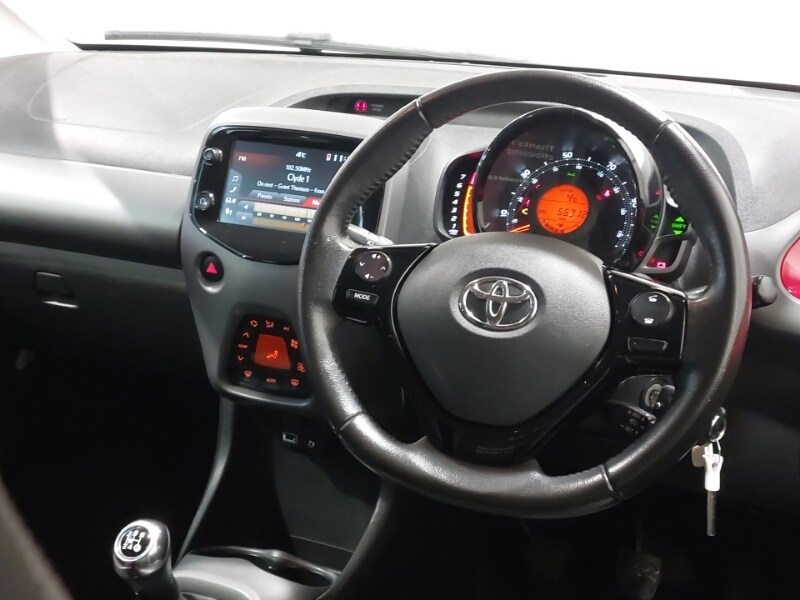 Used Toyota AYGO 2019 for sale - 77299933: Photo 10