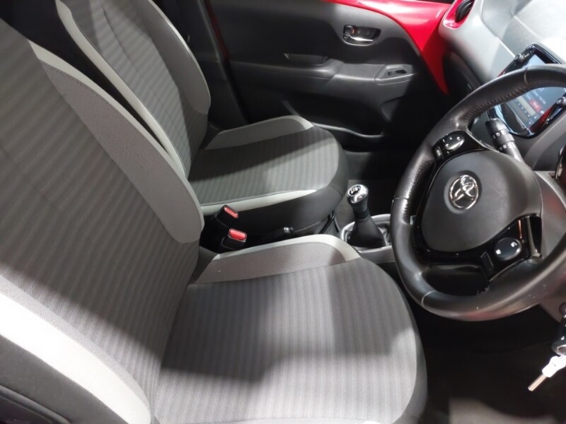 Used Toyota AYGO 2019 for sale - 77299933: Photo 19