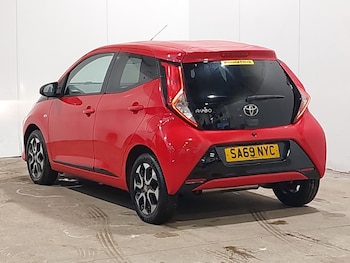 Used Toyota AYGO 2019 for sale - 77299933: Photo