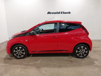 Used Toyota AYGO 2019 for sale - 77299933: Photo