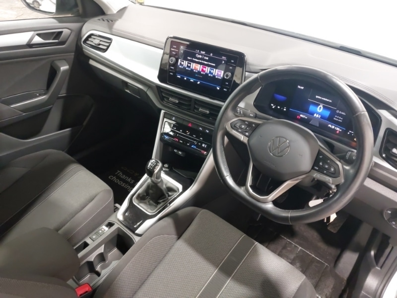 Used Volkswagen T-Roc 2023 for sale - 77689727: Photo 18