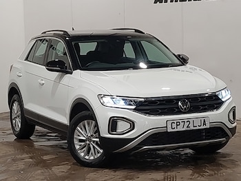 Used Volkswagen T-Roc 2023 for sale - 77689727: Photo