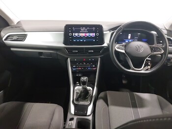 Used Volkswagen T-Roc 2023 for sale - 77689727: Photo