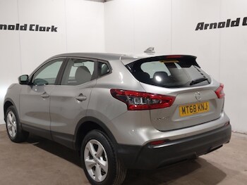 Used Nissan Qashqai 2018 for sale - 77596083: Photo