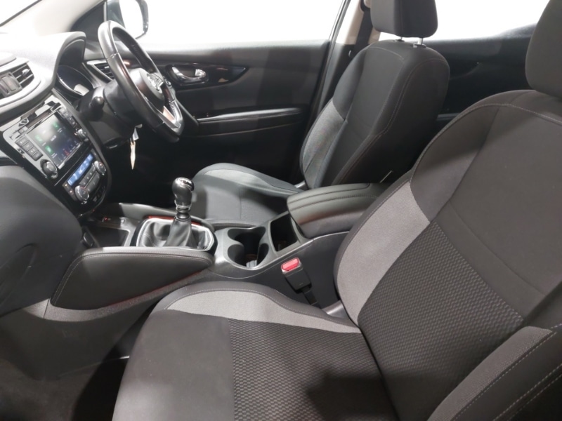 Used Nissan Qashqai 2018 for sale - 77596083: Photo 5