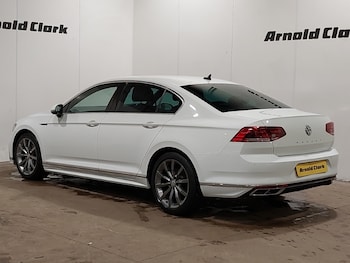 Used Volkswagen Passat 2020 for sale - 77596068: Photo