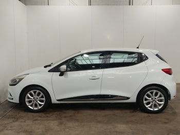 Used Renault Clio 2016 for sale - 75900439: Photo