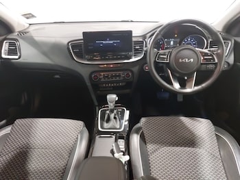 Used Kia Ceed 2024 for sale - 76129932: Photo 2