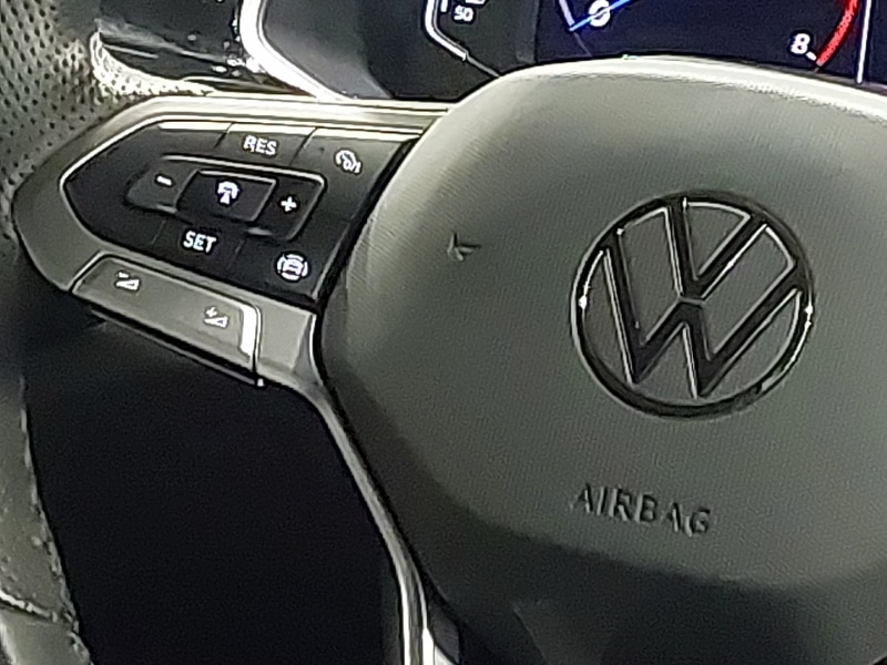 Used Volkswagen T-Roc 2025 for sale - 76970546: Photo 11