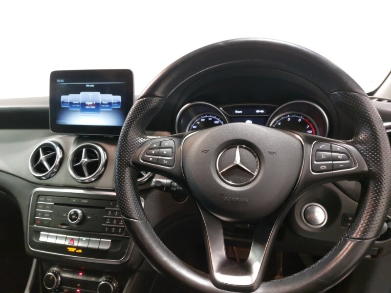 Used Mercedes-Benz GLA 2019 for sale - 77999913: Photo 11