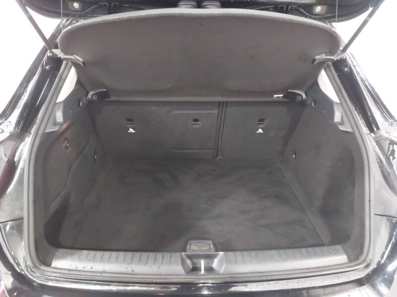 Used Mercedes-Benz GLA 2019 for sale - 77999913: Photo 8