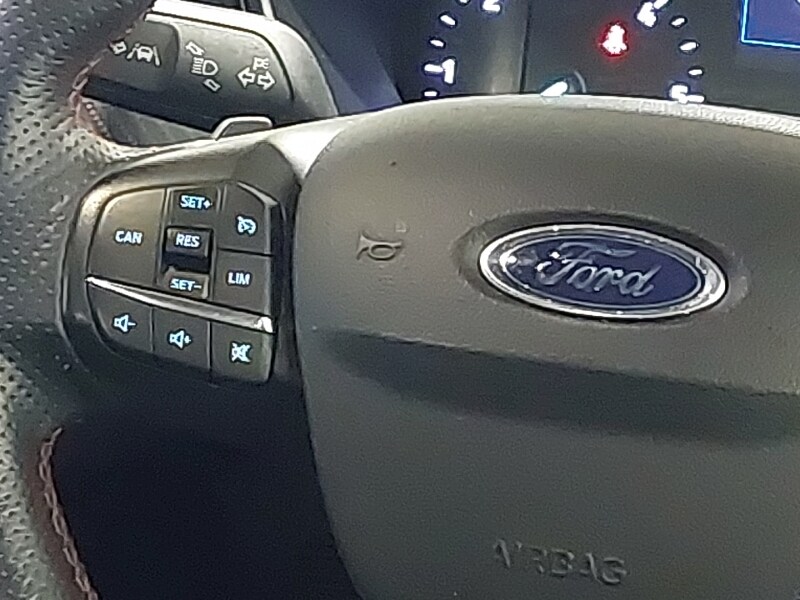 Used Ford Focus 2019 for sale - 76696214: Photo 11