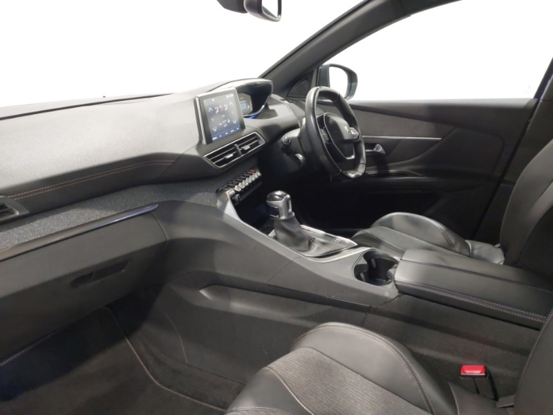 Used Peugeot 3008 2018 for sale - 77933546: Photo 5