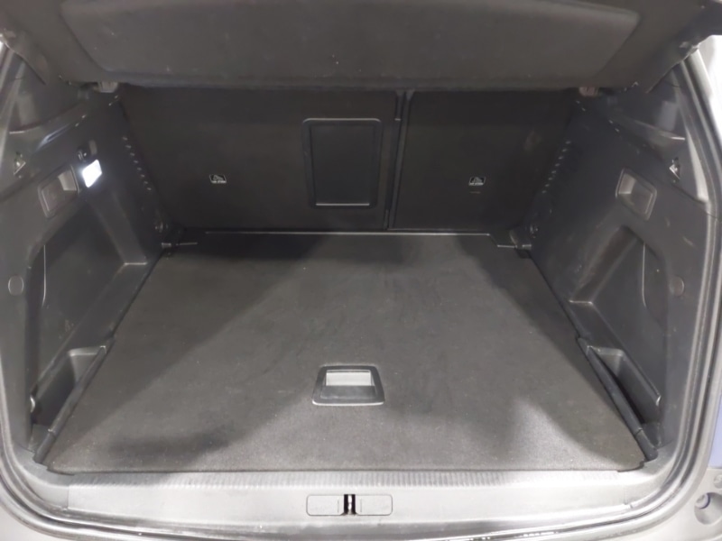 Used Peugeot 3008 2018 for sale - 77933546: Photo 8