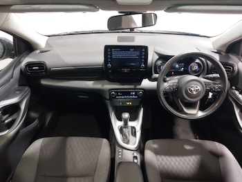 Used Toyota Yaris 2022 for sale - 77024484: Photo