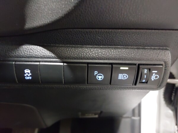 Used Toyota Corolla 2020 for sale - 76268858: Photo 17