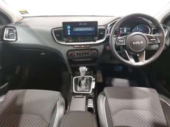 Used Kia Ceed 2024 for sale - 74952017: Photo