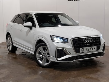 Audi - Q2