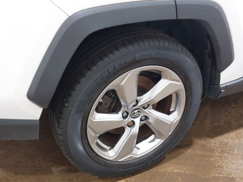 Used Toyota RAV4 2019 for sale - 77933533: Photo 17