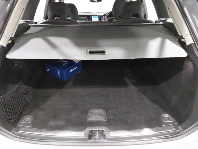 Used Volvo XC60 2023 for sale - 77509269: Photo 8