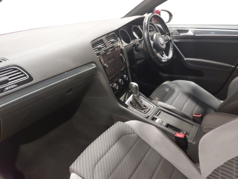 Used Volkswagen Golf 2019 for sale - 77149843: Photo 5