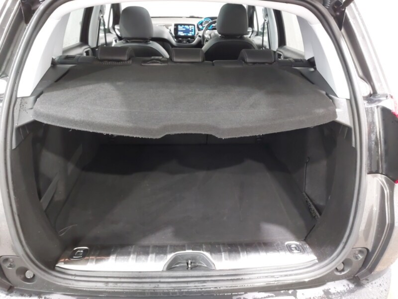 Used Peugeot 2008 2019 for sale - 78093670: Photo 8