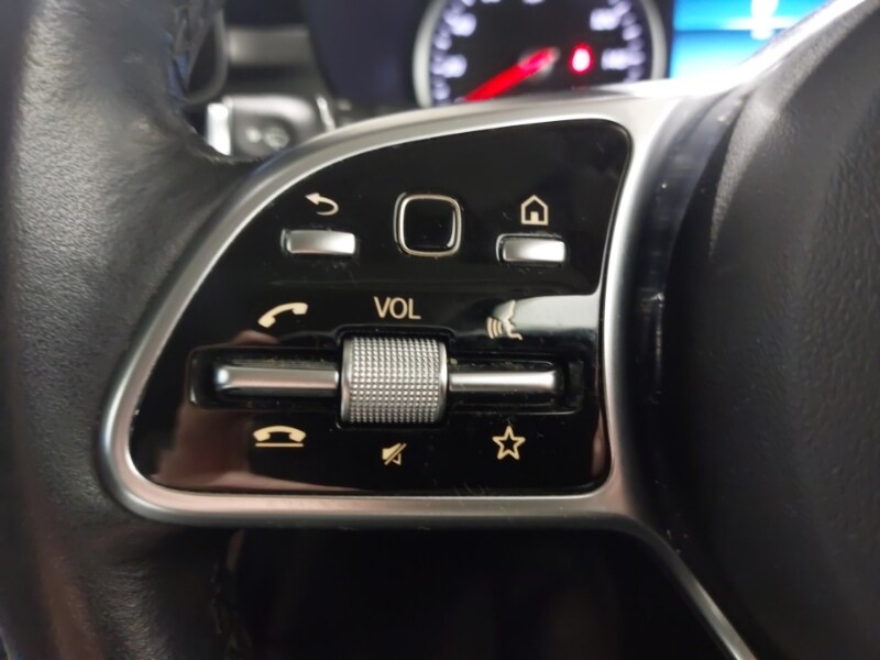 Used Mercedes-Benz GLC 2019 for sale - 77815572: Photo 15