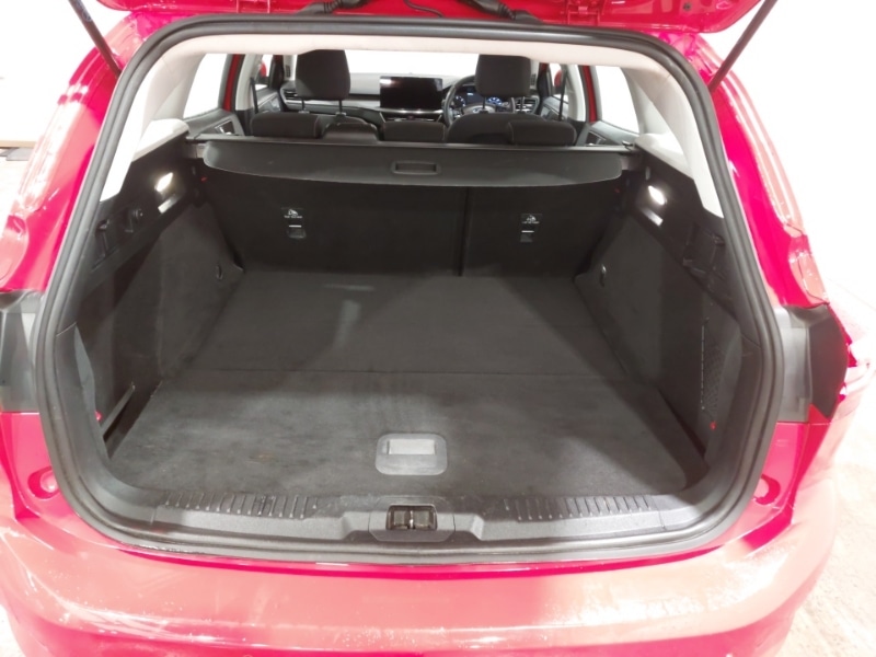 Used Ford Focus 2022 for sale - 76928602: Photo 8