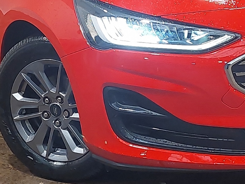 Used Ford Focus 2022 for sale - 76928602: Photo 9