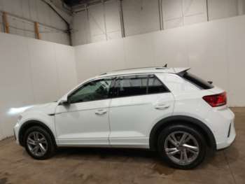 Used Volkswagen T-Roc 2023 for sale - 74787240: Photo
